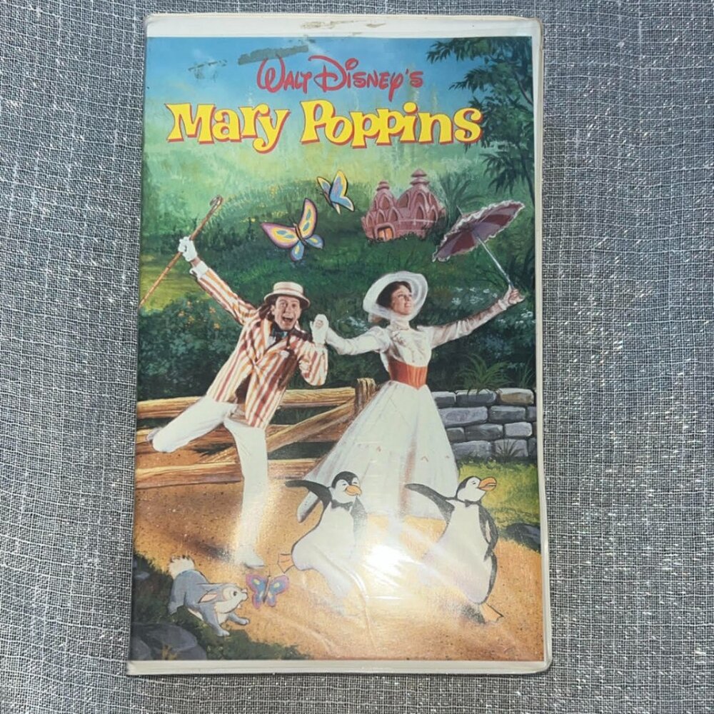 Walt DIsney's Mary Poppins 100% Working Condition - For Collectors and Fans!